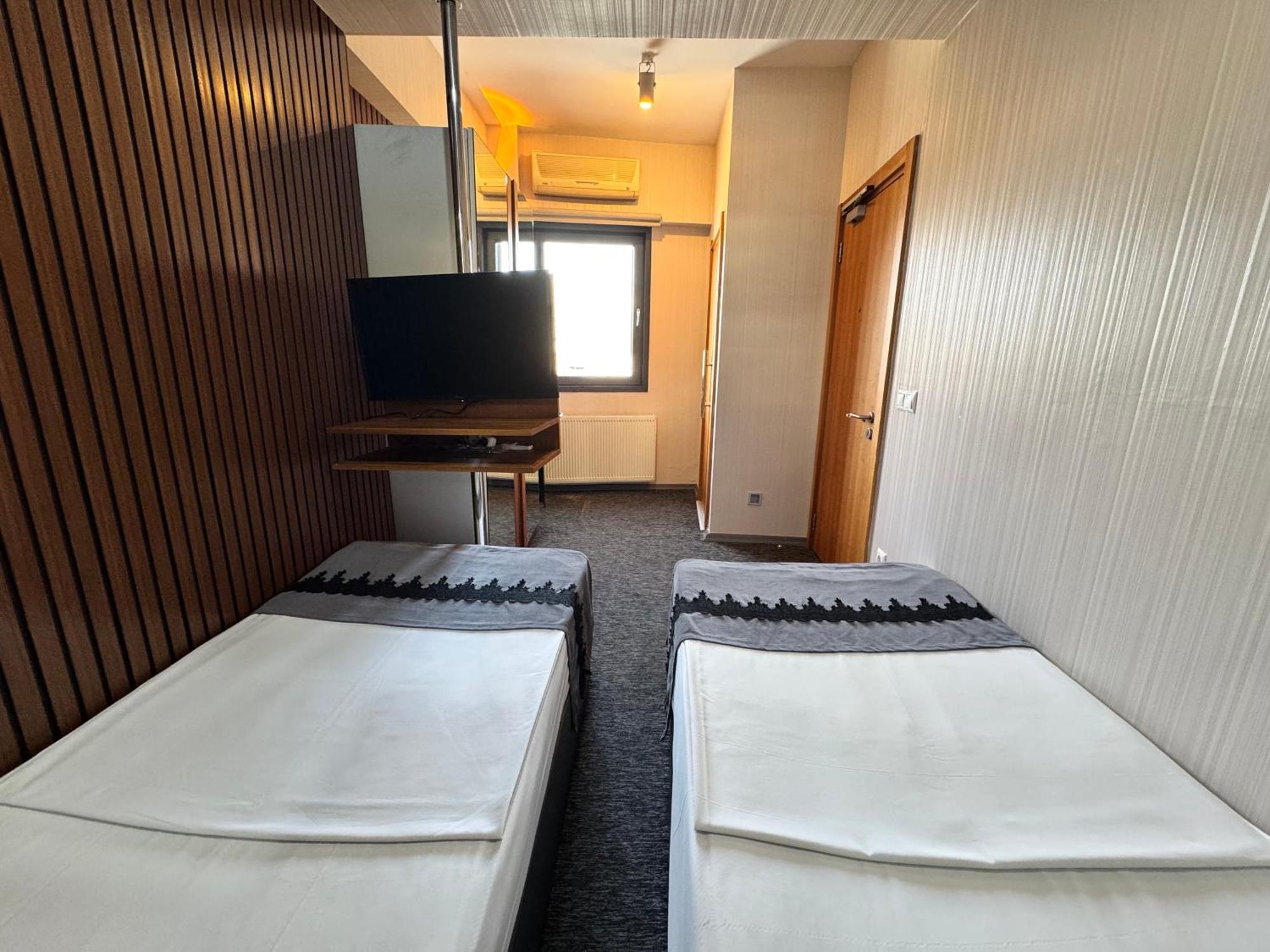 Black Art Otel Istanbul Eksteriør billede