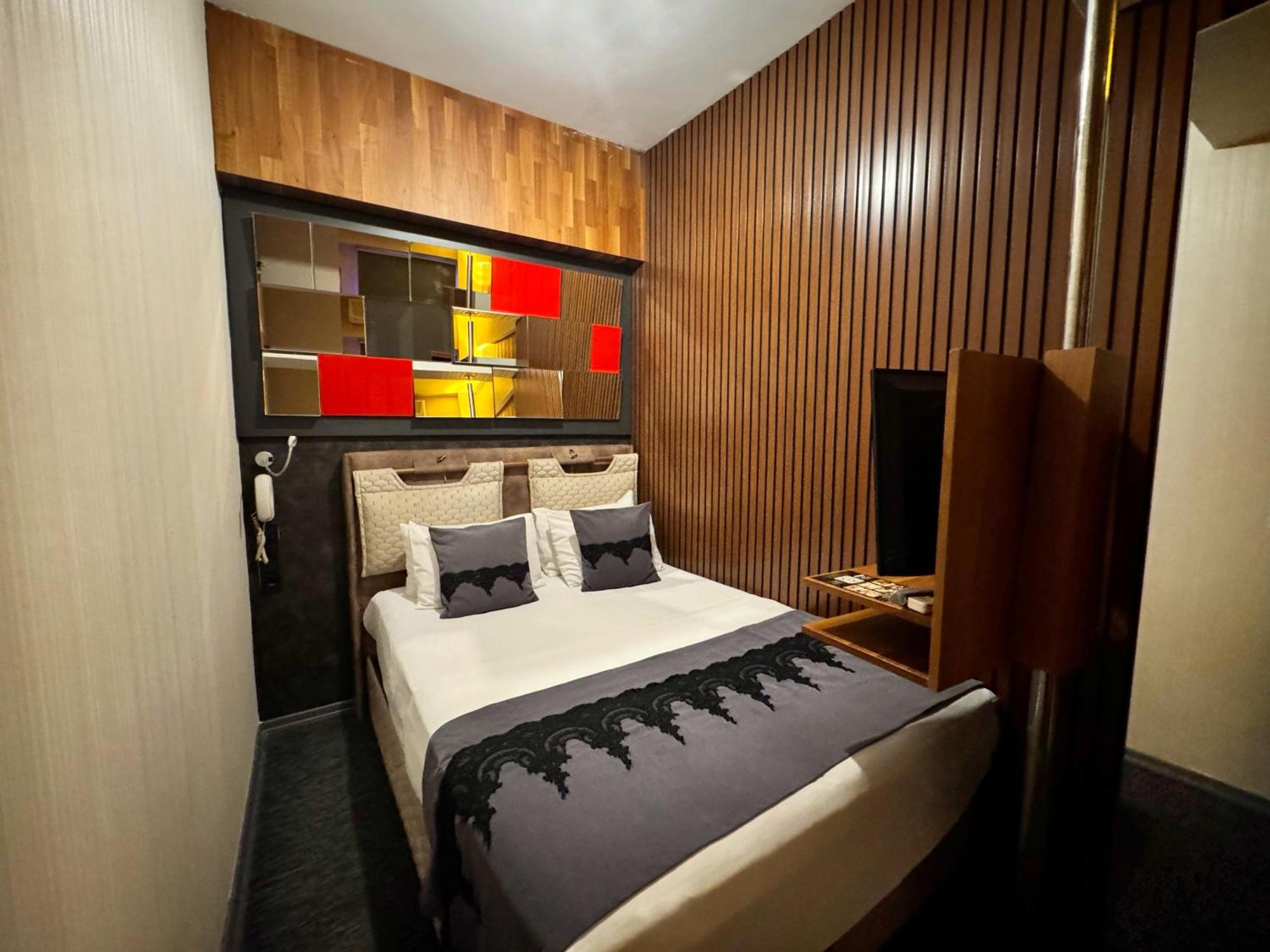 Black Art Otel Istanbul Eksteriør billede